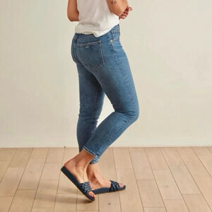 CQY Friend The High Rise Straight Leg Ankle Length Denim Jeans Womens size 26
